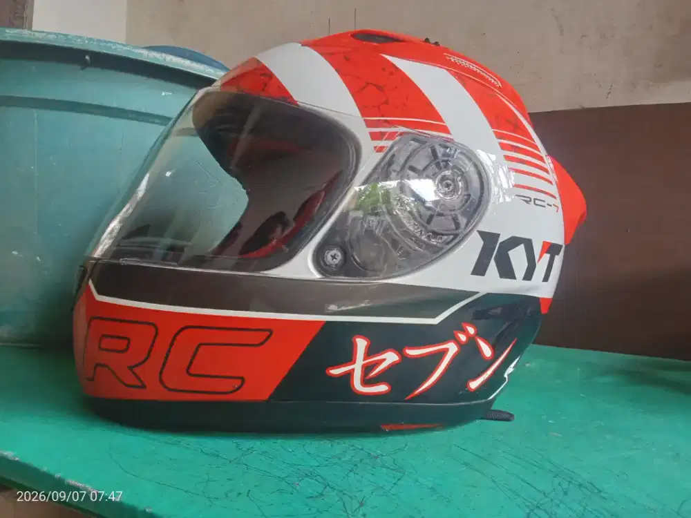 Helm KYT RC-7 fullface size L