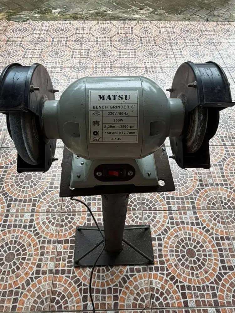 Mesin grenda / Gerinda Like New 6inch