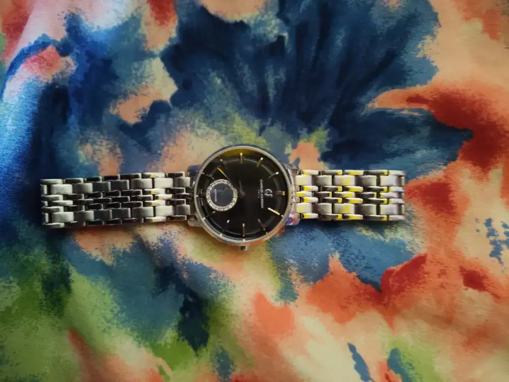 Jam tangan Charles jourdan