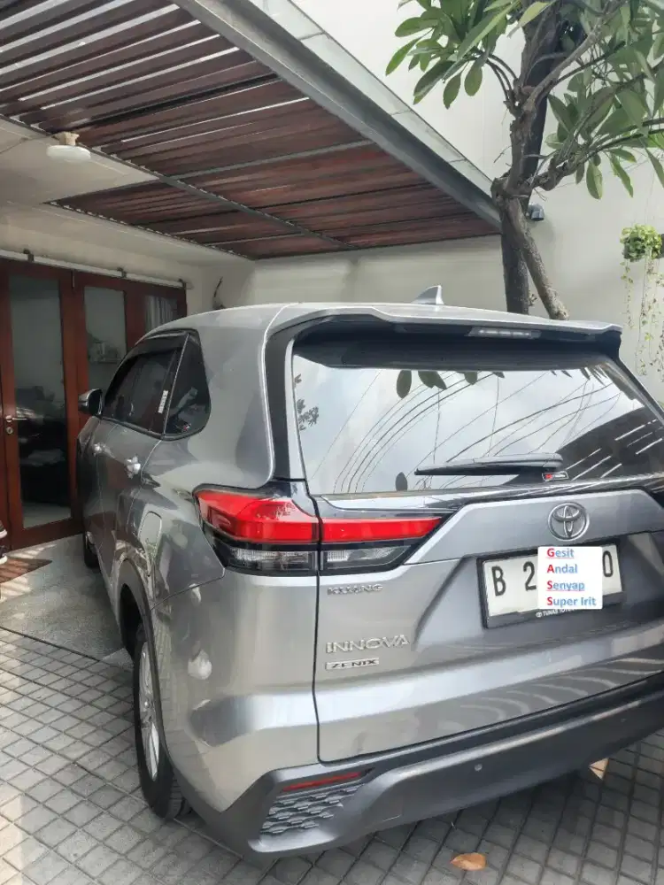 KIJANG INNOVA ZENIX G CVT NON HYBRID