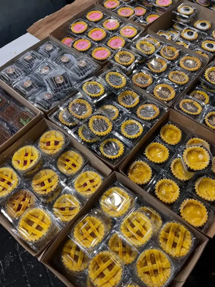 KUE BOX MURAH HAJATAN ARISAN