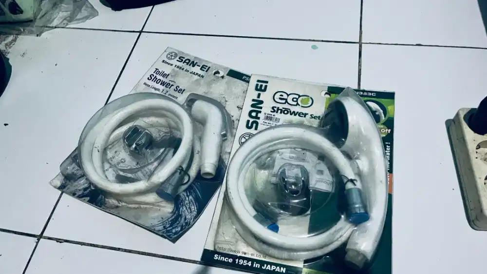 Shower bekas masih segelan