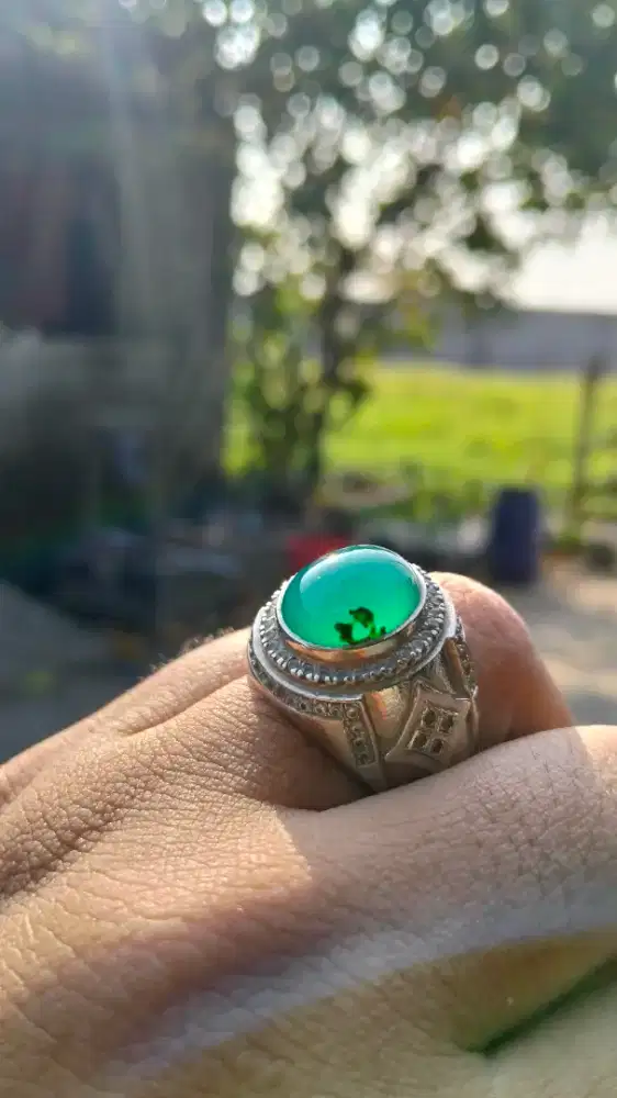Bacan doko kristal medium
