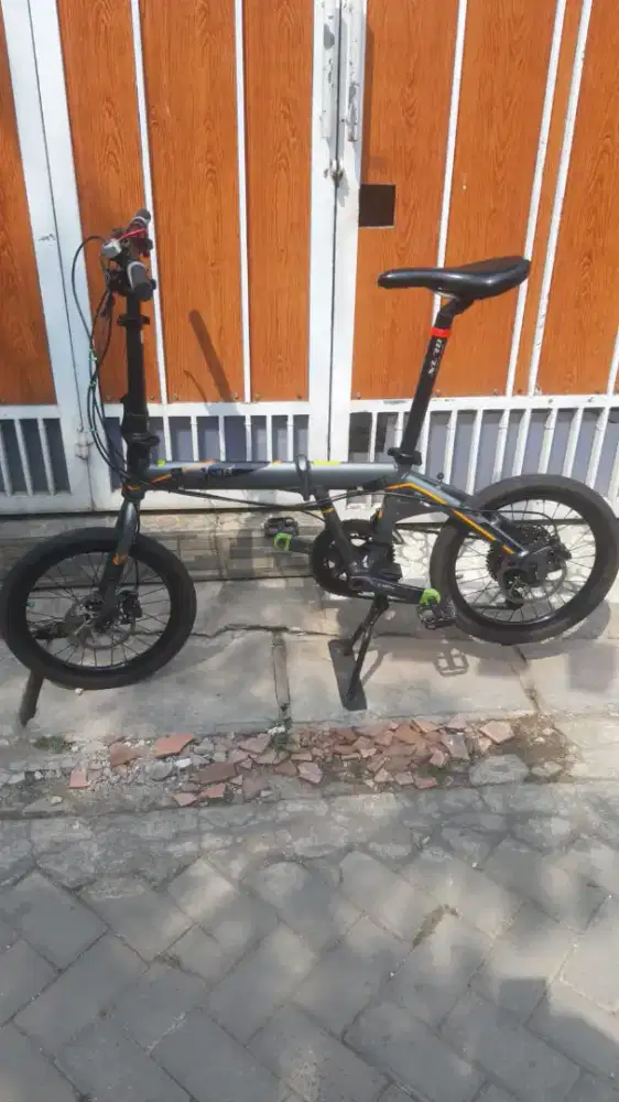Sepeda lipat xlr8 gropset simano Claris