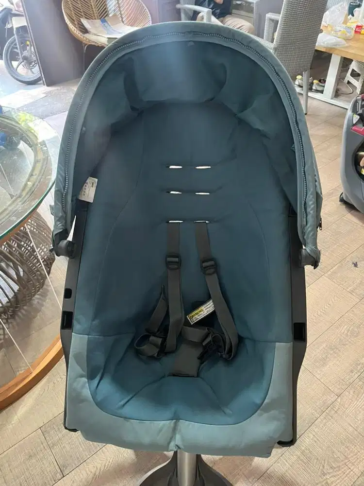 Preloved Stokke Xplory 4 kereta dorong bayi stroller