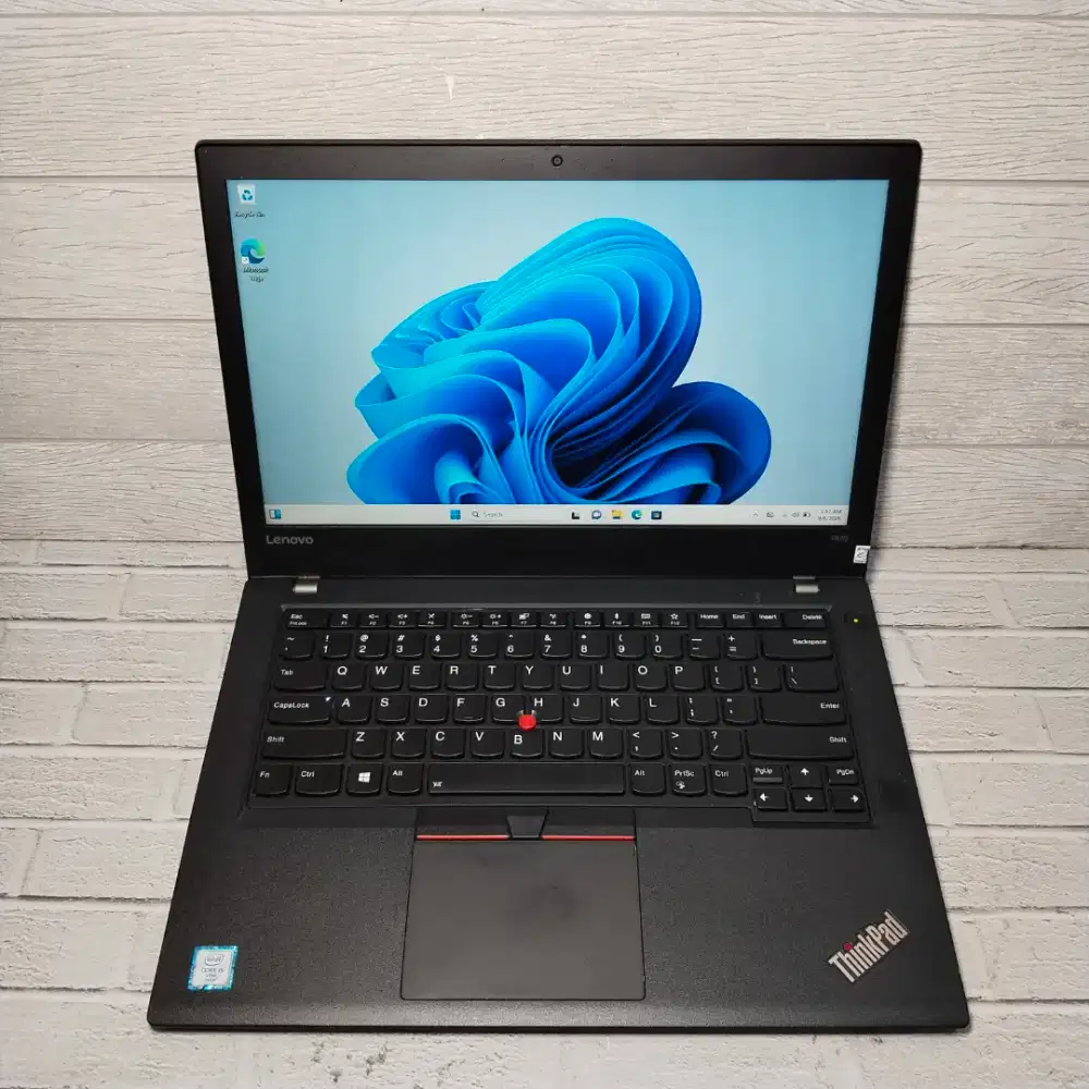 THINKPAD T470 i5-7300 GEN7 RAM8/128 BISA UP SSD/RAM