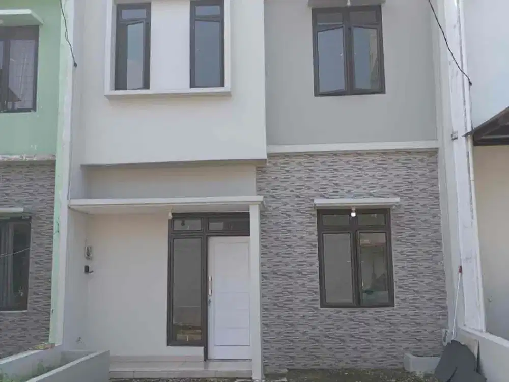 rumah dijual murah 2 lantai lokasi strategis