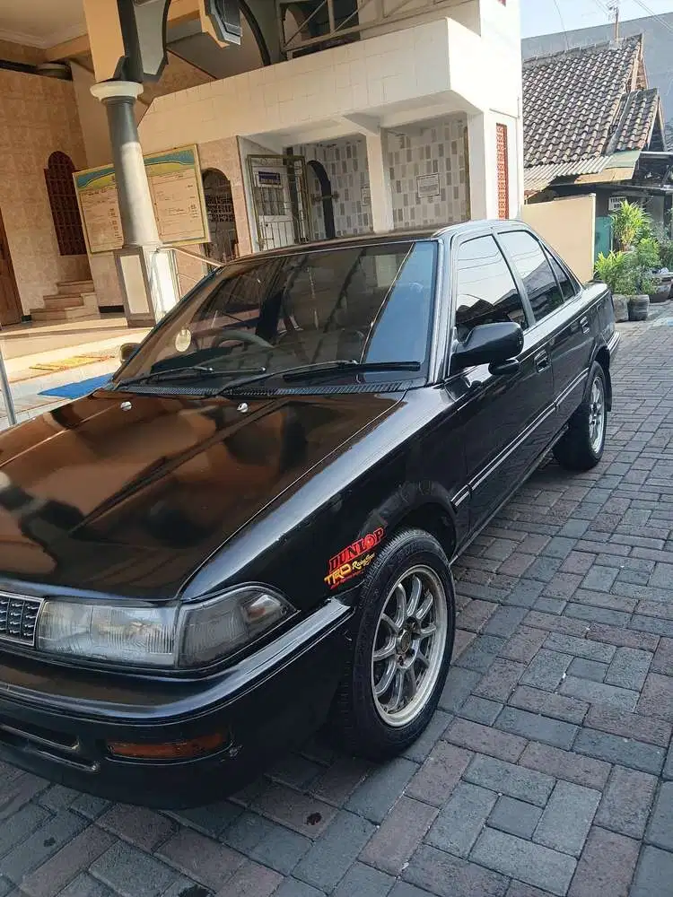 Toyota Corolla 1990 Bensin
