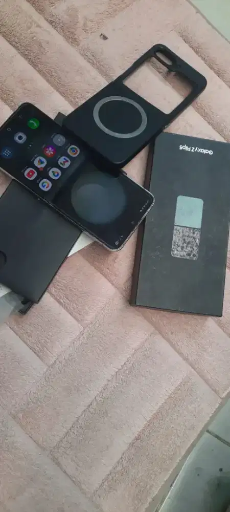 Samsung z flip 5 5G 8/256gb SEIN