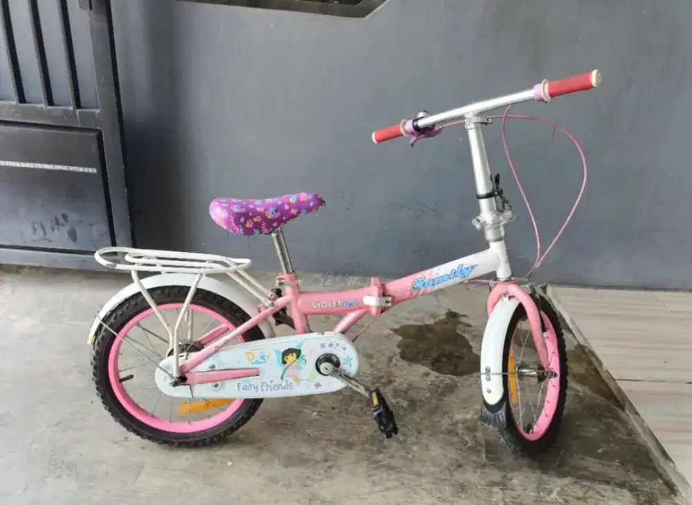 Dijual sepeda UK 16 anak cewe