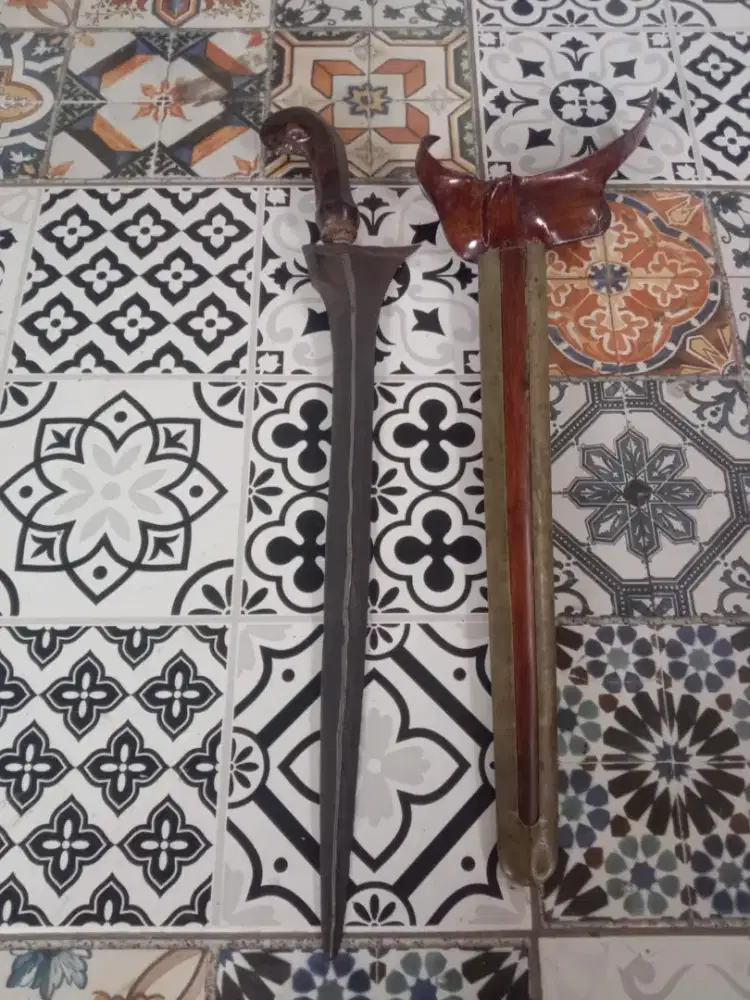 DIJUAL KERIS KUNO MADURA ABAD KE19 MURAH