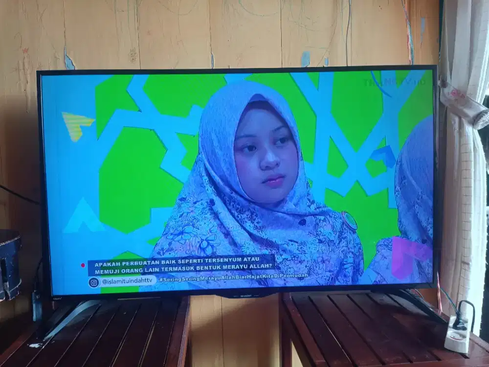 Dijual tv LED digital   SHARP 50 in kondisi ok