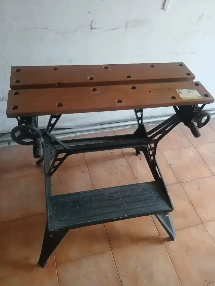 Workbench meja lipat serbaguna