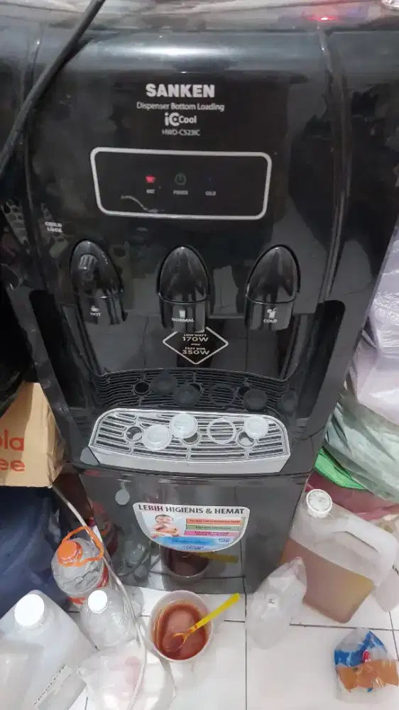 Sanken dispenser galon bawah HDW - 520IC warna hitam