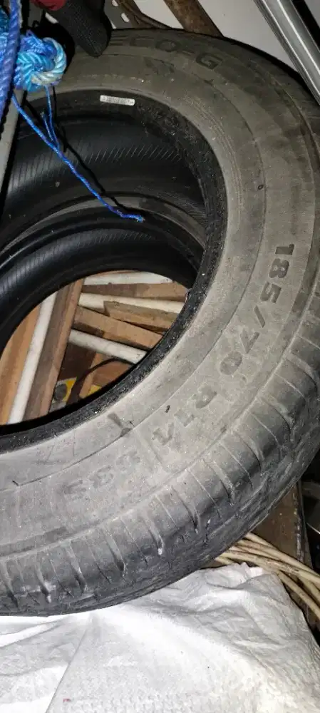 Ban mobil tubeles lepasan Avanza 185/70 ring 14