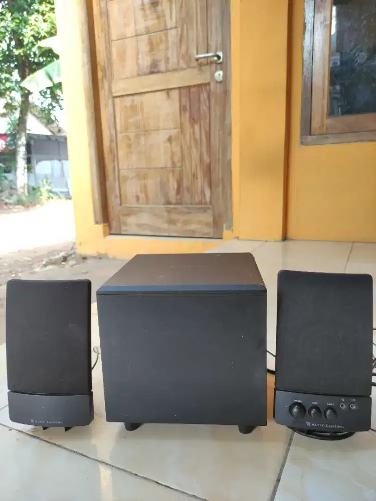 Altec lansing BXR1121