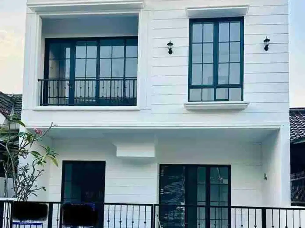 Rumah minimalis classic modern siap huni bagus di Nusaloka Bsd