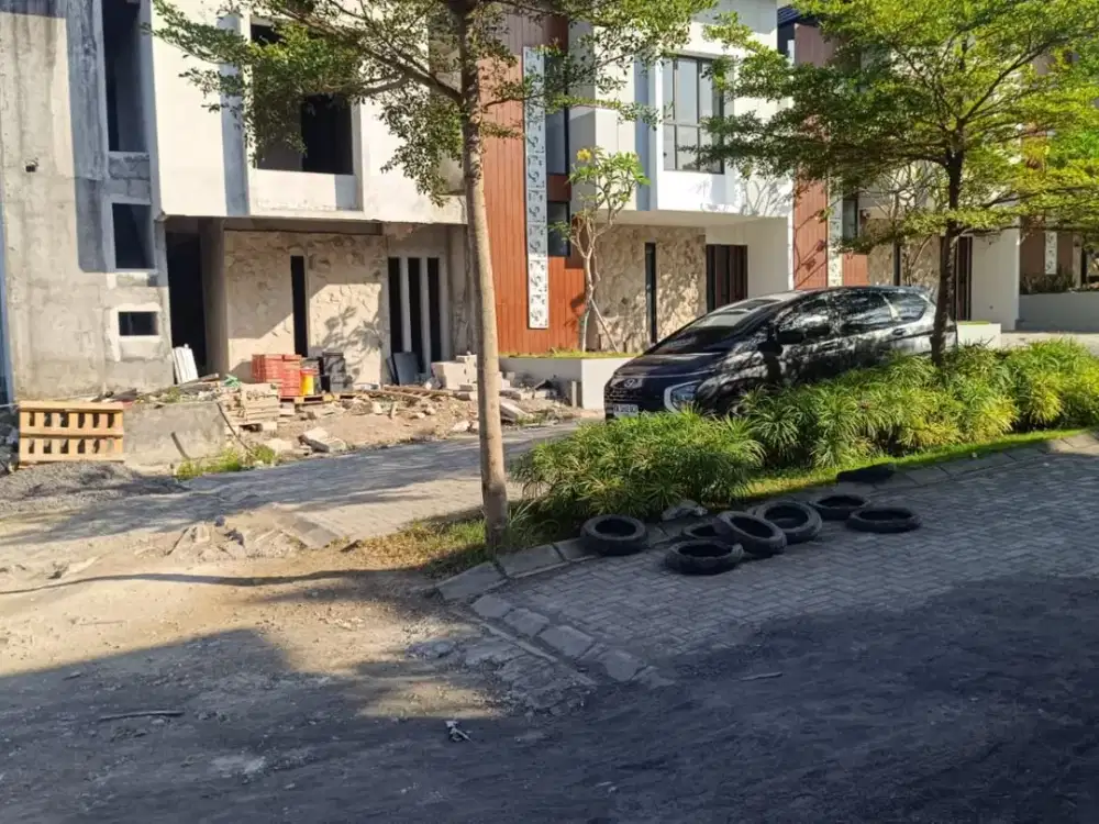Dijual / Disewakan Jangka Panjang Rumah lokasi Strategis area Penatih - Denpasar  dekat sanur