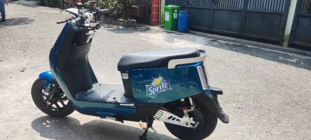 Yadea E8s pro lengkap pajak isi