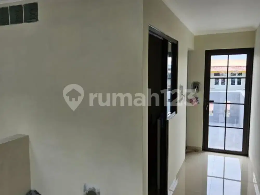 Dijual Rumah Baru Dikomplek Eksklusifgreenville - Jakarta Barat