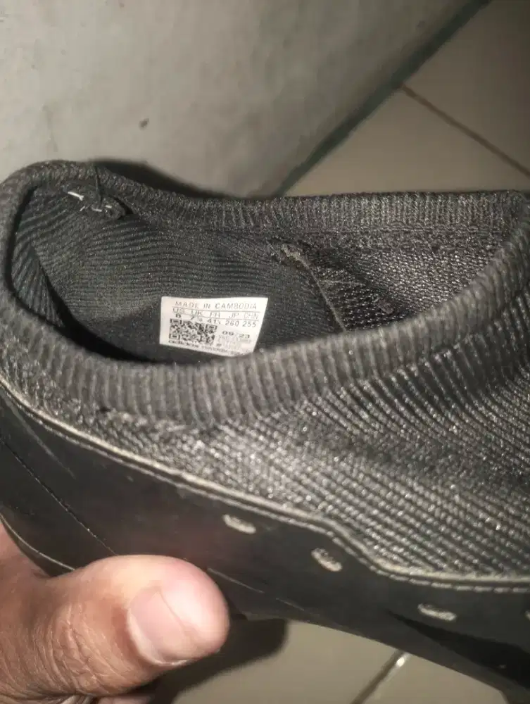 Jual sepatu sepakbola