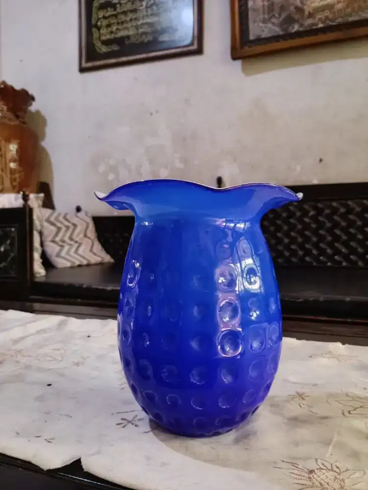 Vas bunga crystal biru Cobalt motive buble vintage