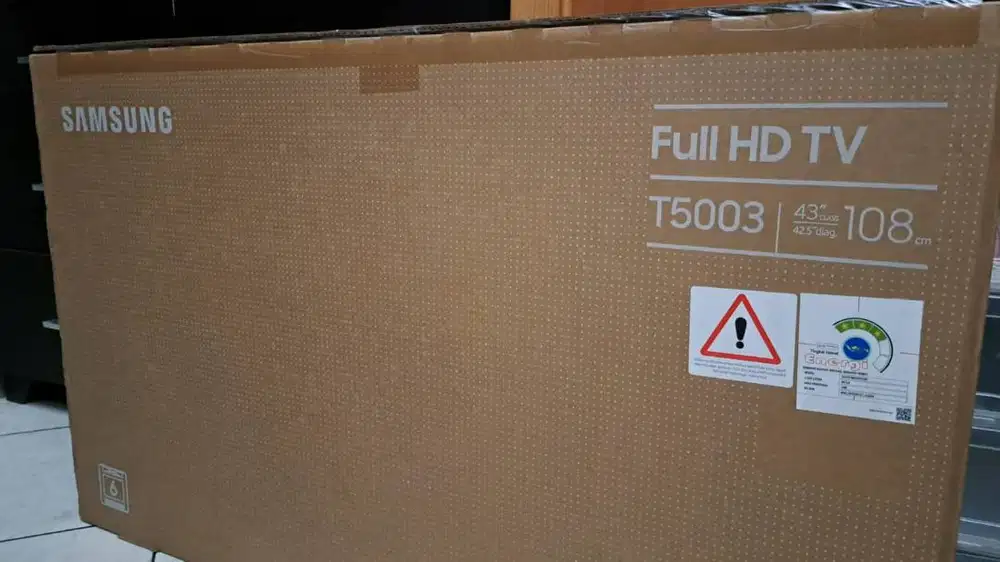 (AREA KOTA JOGJA) Dijual Samsung Full HD TV 43 T5003 Baru BNIB