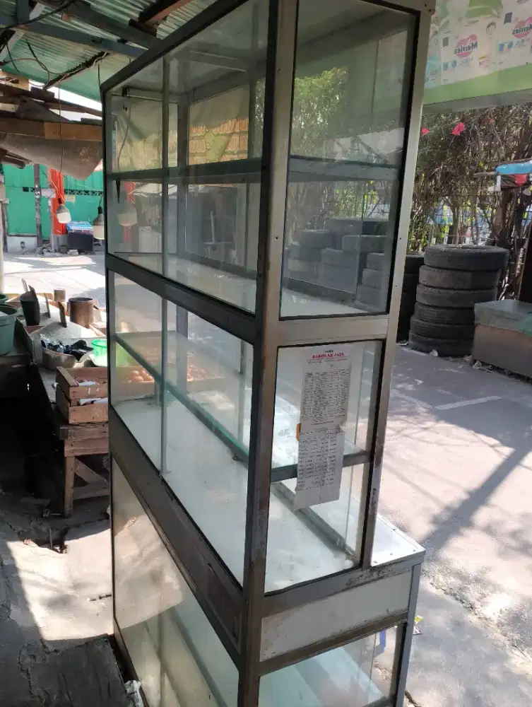Etalase 200cmx lebar 120
