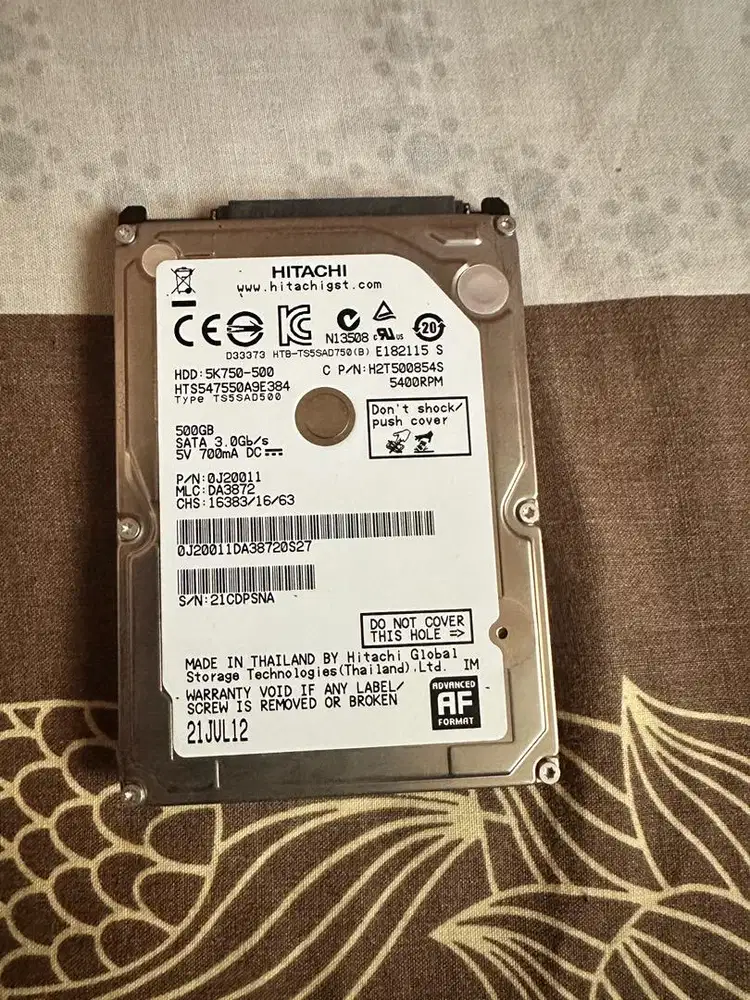 Hardisk laptop 2.5 500gb merek hitachi