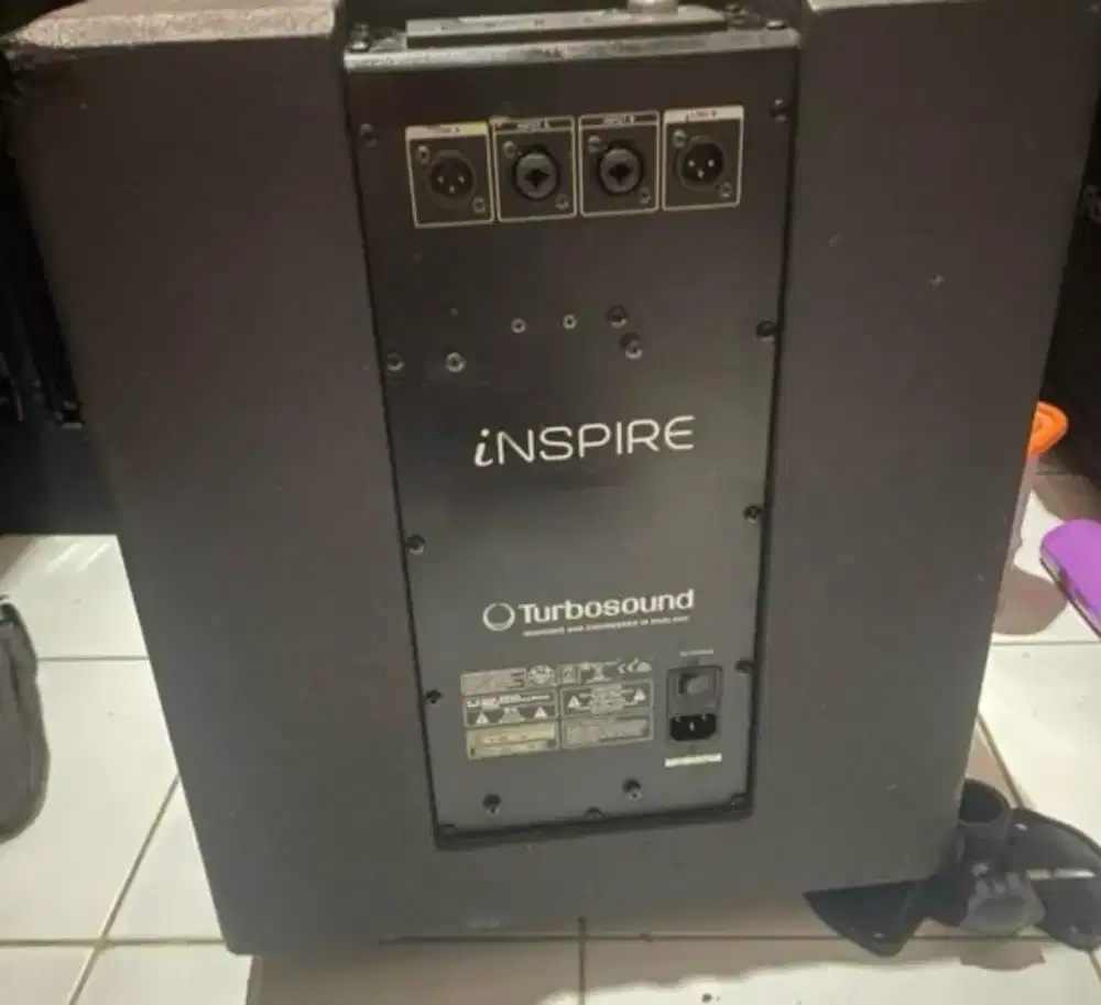 Turbosound iNSPIRE iP2000 Subwoofer dengan Teknologi Klark Teknik