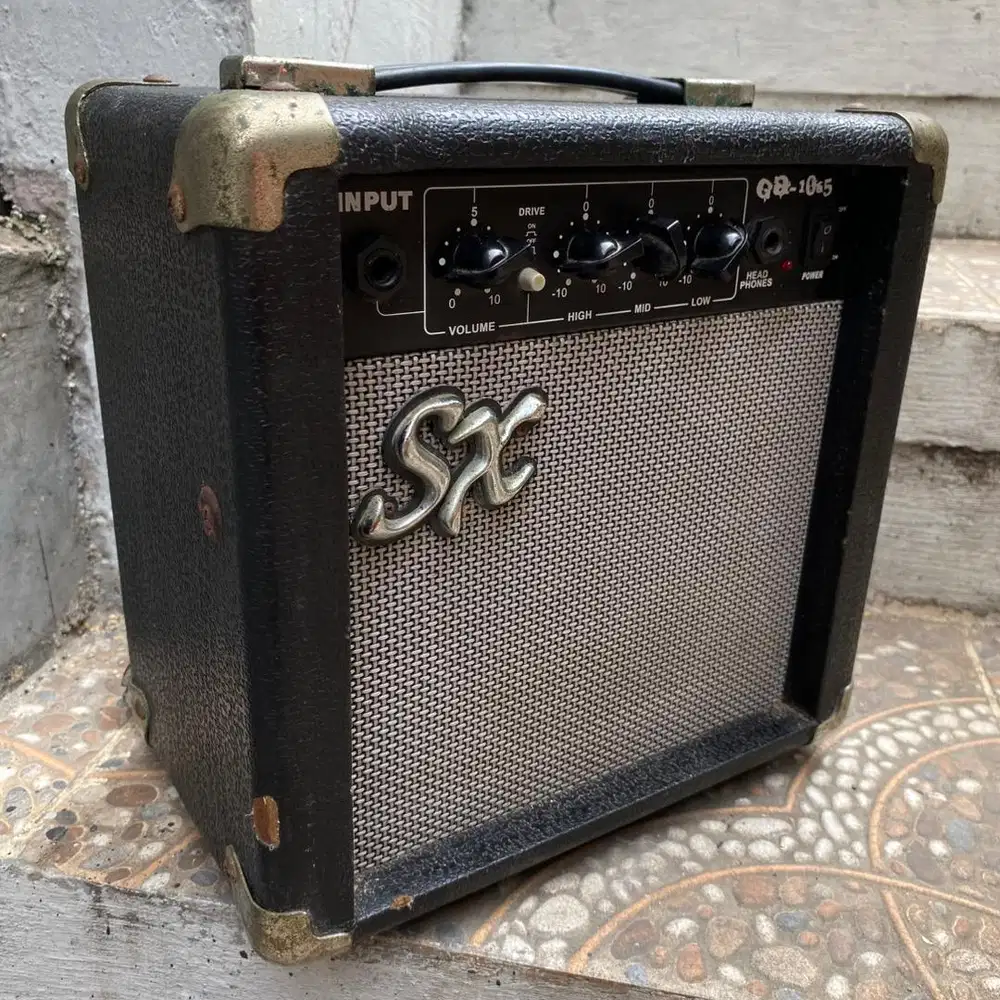 AMPLI GITAR BEKAS MERK SX