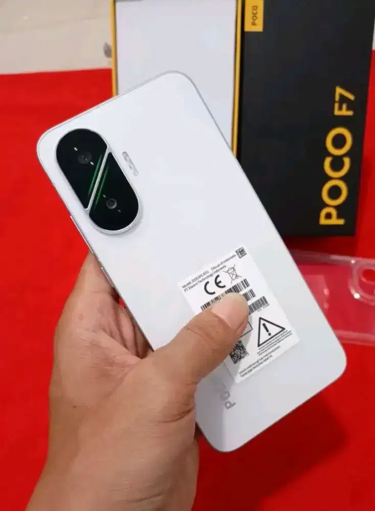 Dijual cepat ponsel poco F7