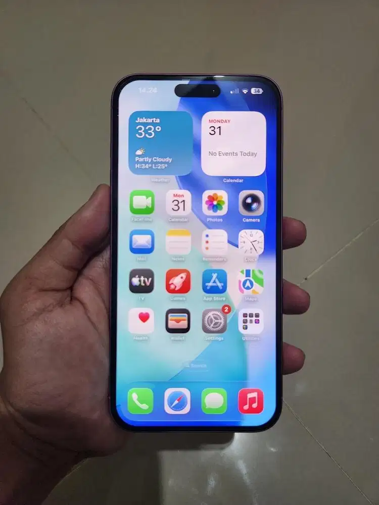 Iphone 16 Plus 256GB ex resmi iBox hp only mulus pemakaian bh92% orian