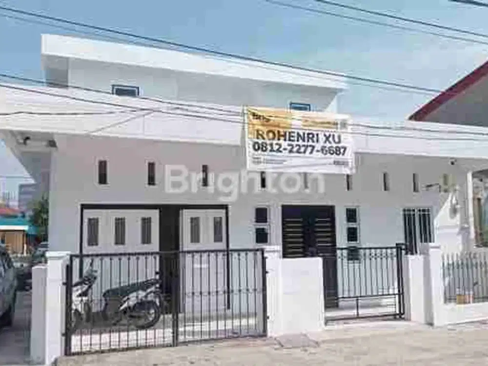 Di jual/ Di Sewakan Rumah 2 lantai Hook