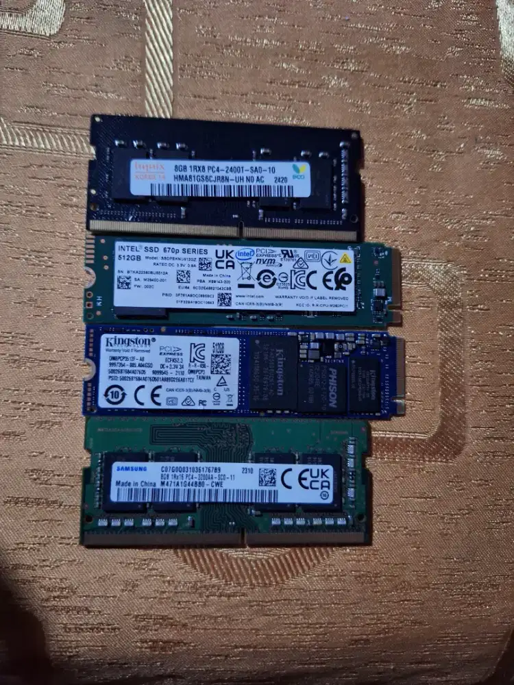 Bismillah di jual ram laptop ddr4 8gb kondisi ok tes ok