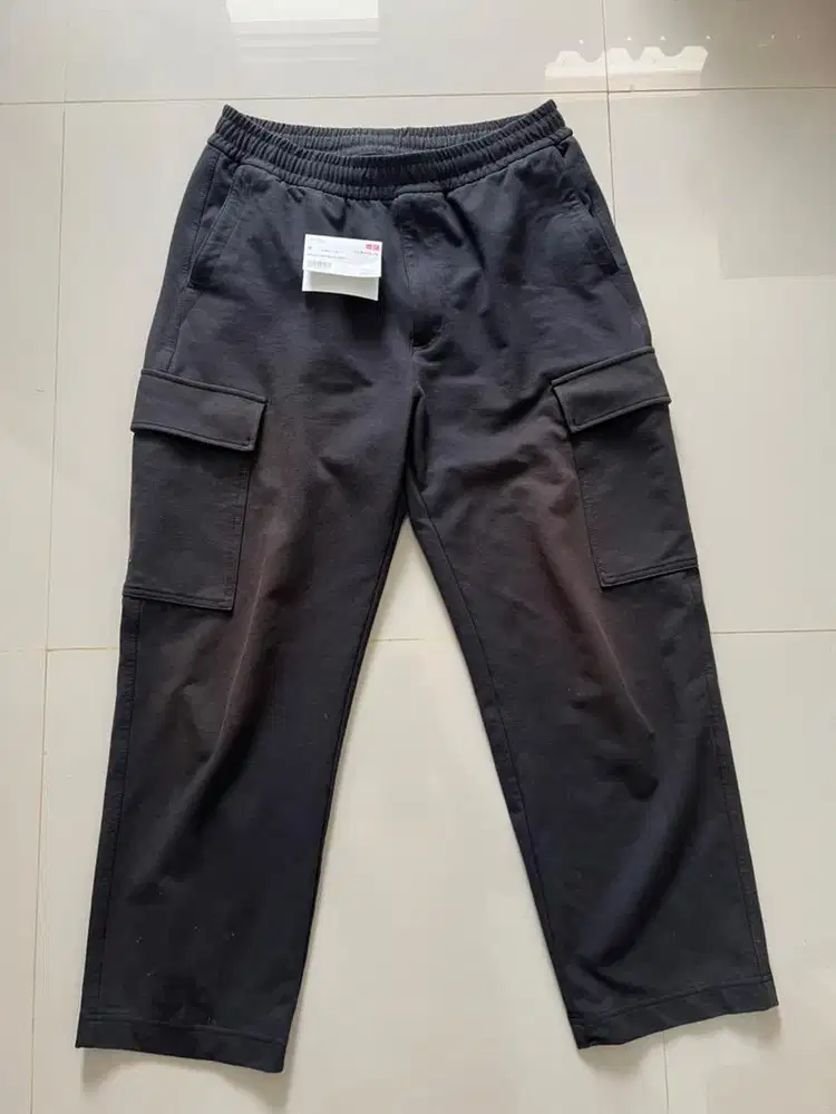 Celana cargo katun uniqlo barunya 400