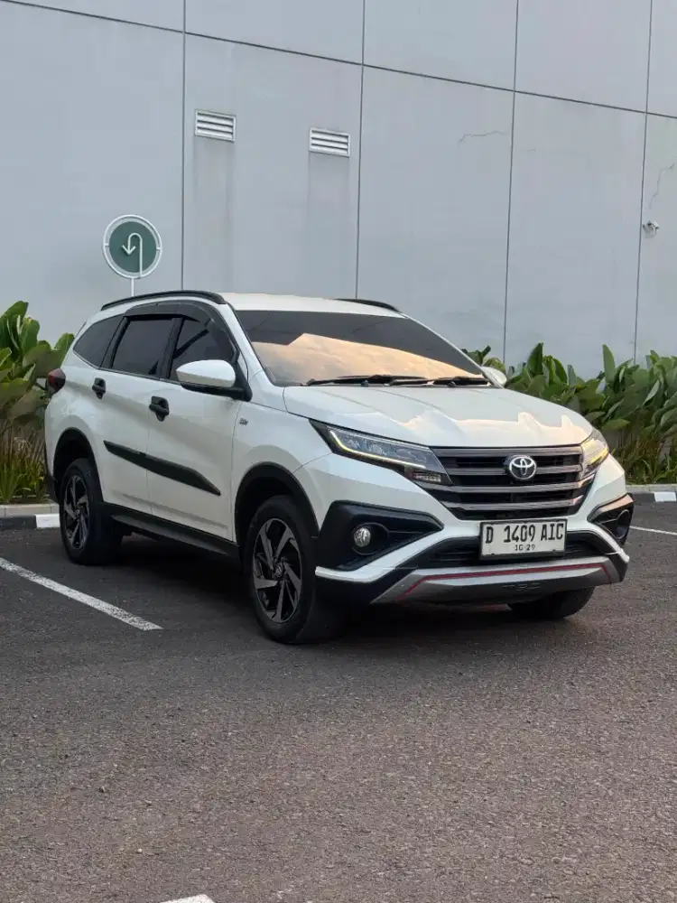 Toyota Rush S AT 2019