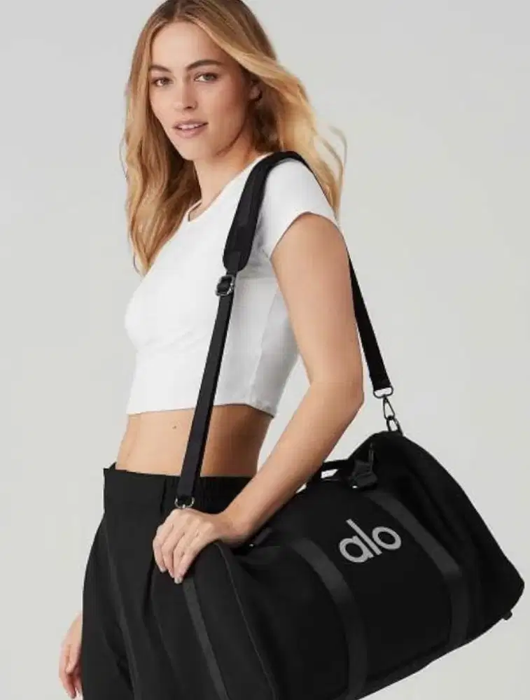 alo Large Traverse Duffle Luxury Bag