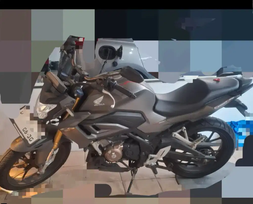 Dijual Cepat tahun2023 Motor Honda CB150r 150cc manual
