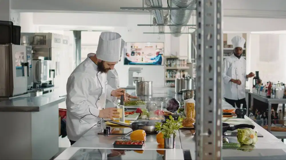 Lowongan Staff/Helper Kitchen Catering