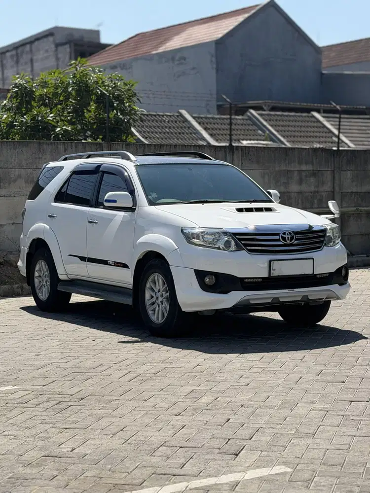 Toyota Fortuner 2.5 VNT TRD Sportivo AT 2012 Orisinil Tangan Pertama