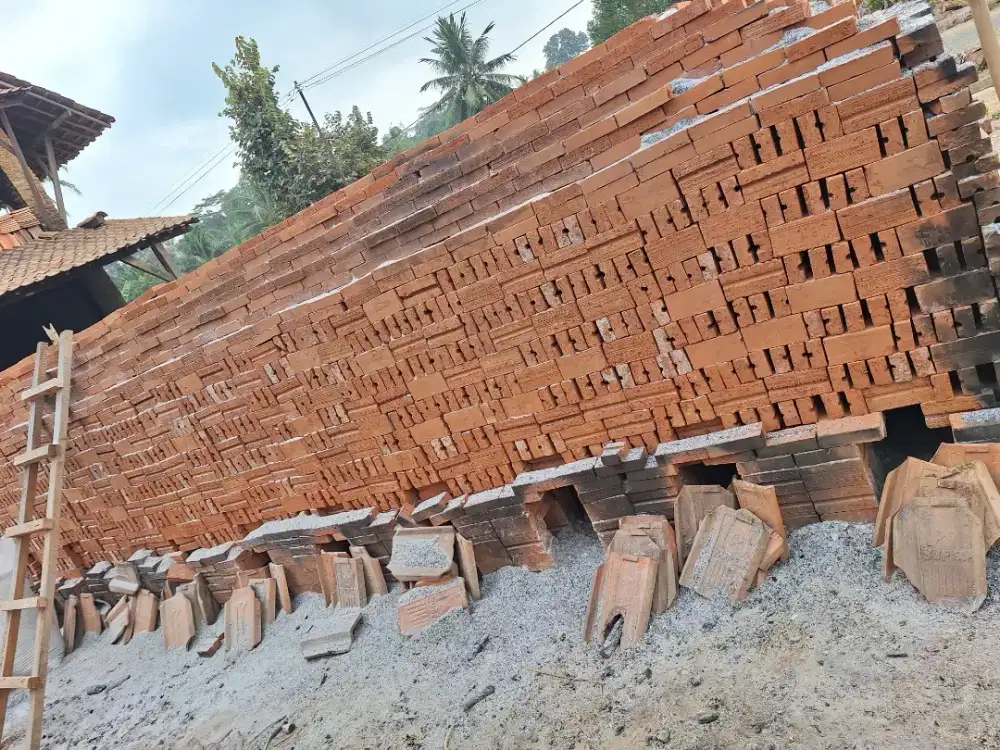 Bismillah dijual bata merAh masih hangat readi 30ribu