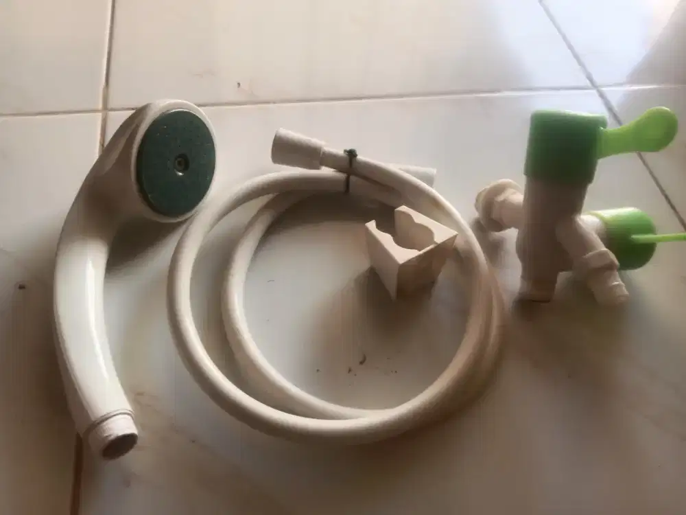Shower apa adanya