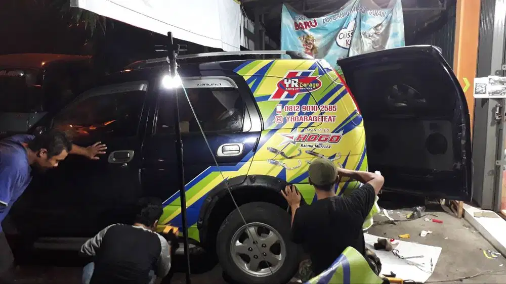 Spesialis Sticker branding mobil