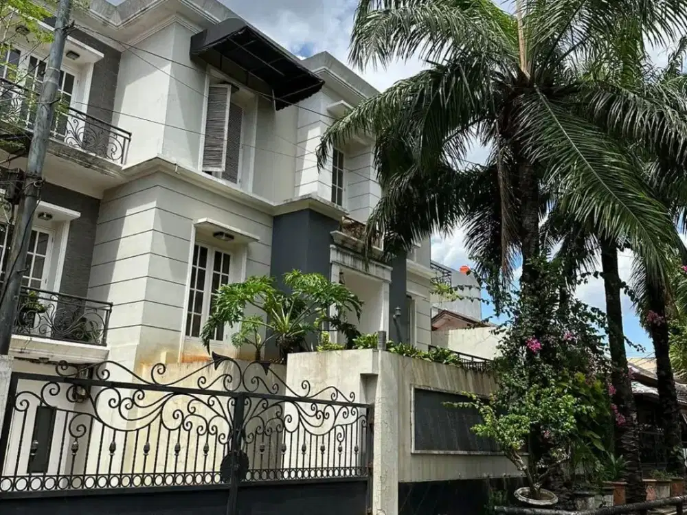 Rumah Mewah Furnished di Cempaka Putih Jakarta Pusat