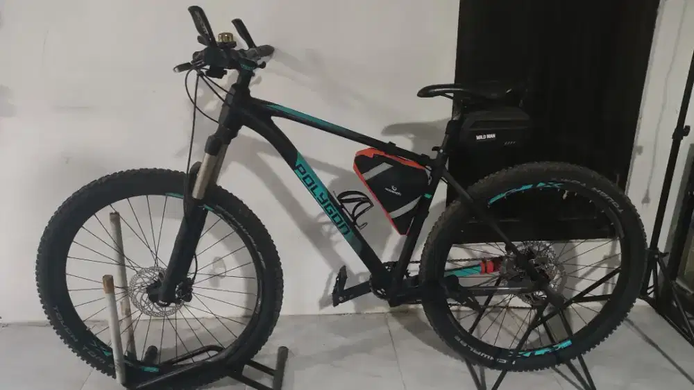 Polygon xtrada 8
