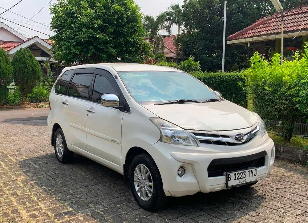 Xenia R Sporty 2014 MT