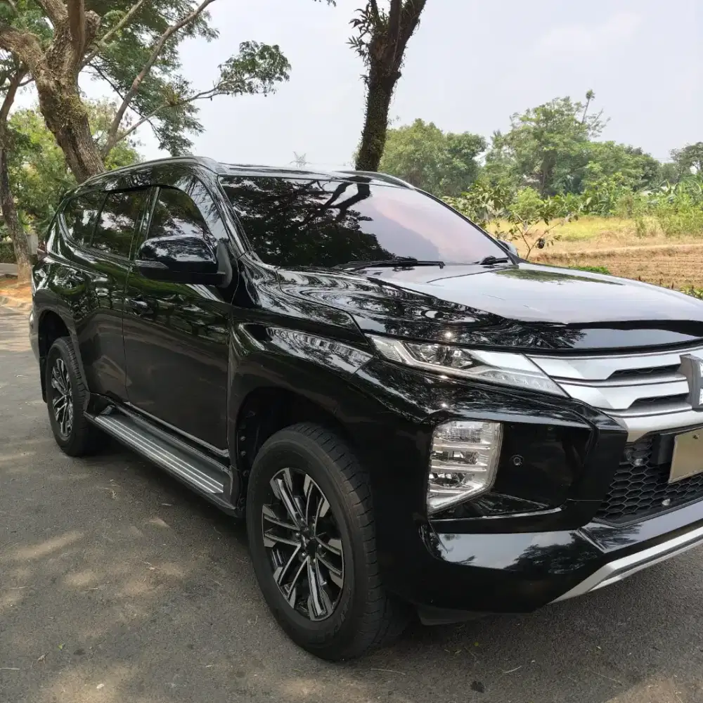 Pajero Dakar 4x2 tahun 3023 Km 27rb Harga inbok