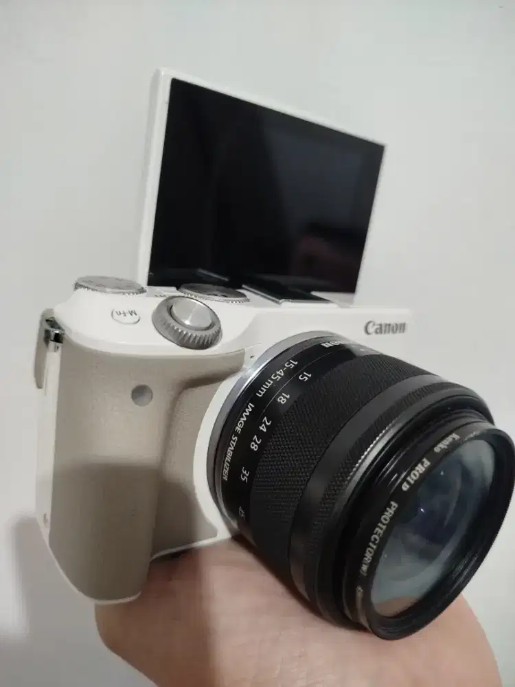 Kamera Canon M3 kit 15-45M