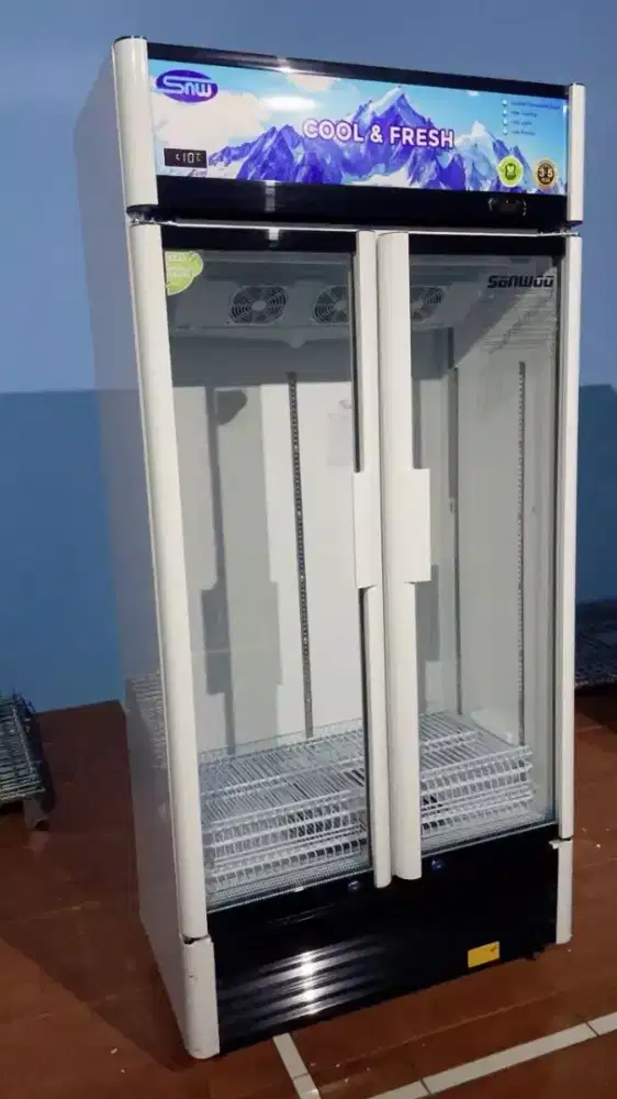 Showcase double door kapasitas 635L